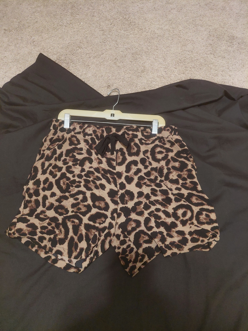 SHEIN Leopard Print Drawstring Athletic Shorts - Brown & Black